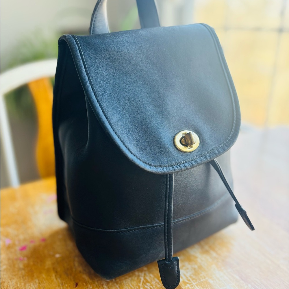 Coach Vintage 90’s Black Leather Mini Backpack with Gold hardware - Picture 16 of 16